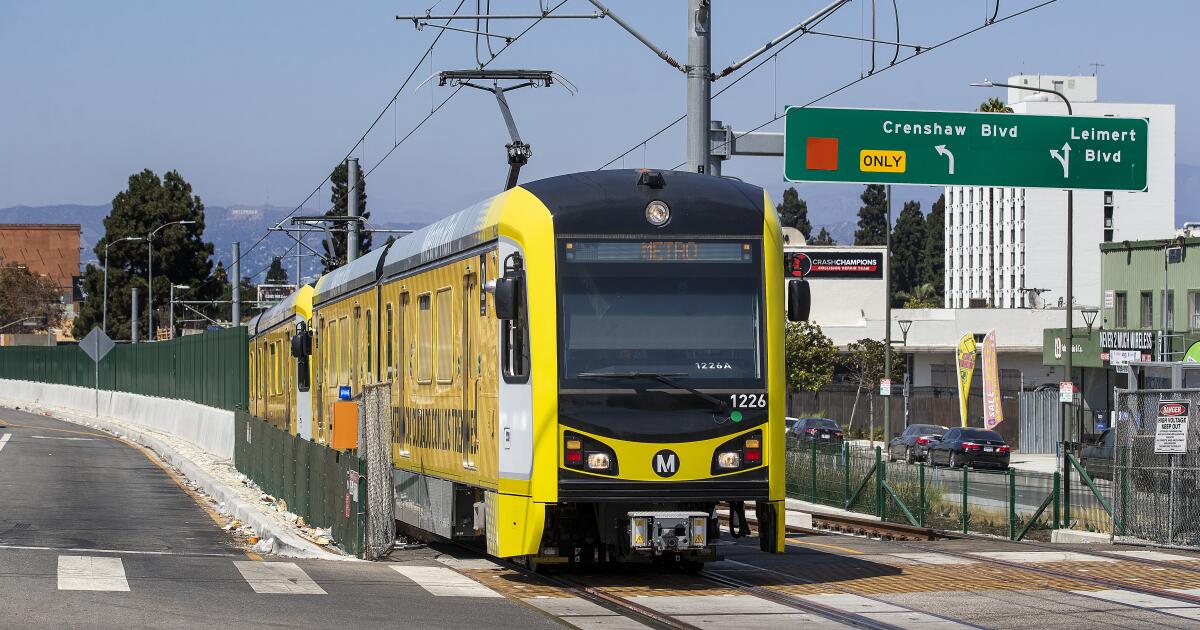 1175086-metro-tests-the-new-crenshaw-lax-line19-mam.jpg