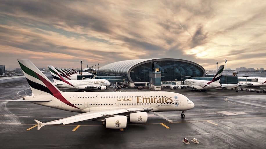 emirates-a380-terminal-dubai-e1480315115974-916x515.jpg