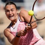 230528101555-03-kostyuk-sabalenka-french-open-0528.jpg