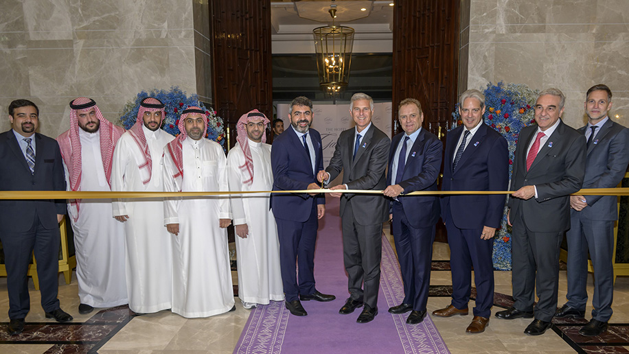 The-Hotel-Galleria-Jeddah-Curio-Collection-by-Hilton-Ribbon-Cutting-with-Hilton-President-CEO-Chris-Nassetta-and-SEDCO-Holding-representatives_916x516.jpg