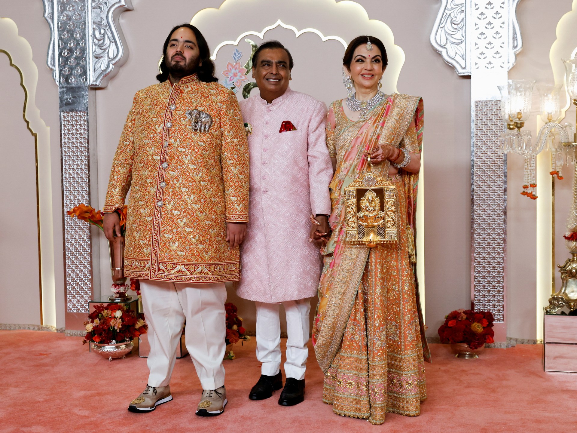 2024-07-12T114050Z_1940855095_RC2NT8AZOXPJ_RTRMADP_3_INDIA-AMBANI-WEDDING-1720822381.jpg