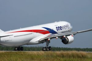 A333-MH-oneworld-2-300x200.jpg