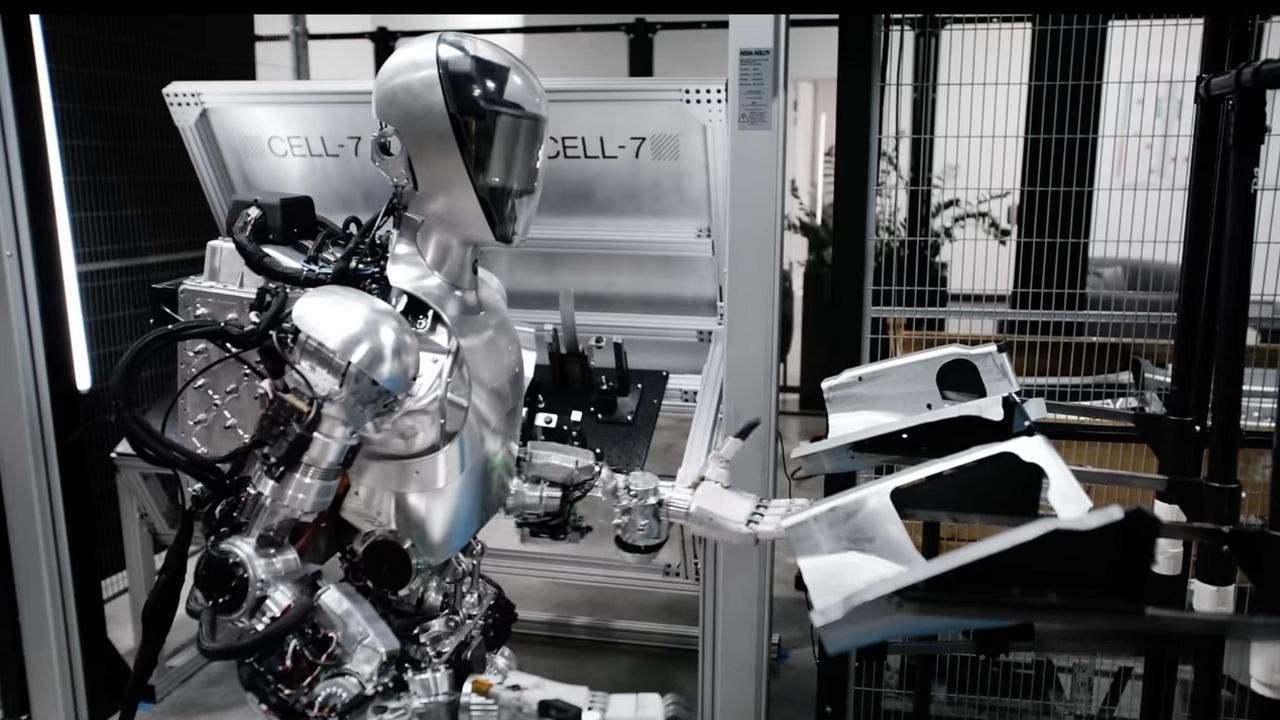 2-Humanoid-robot-gets-to-work-in-BMW-assembly-plant.jpg