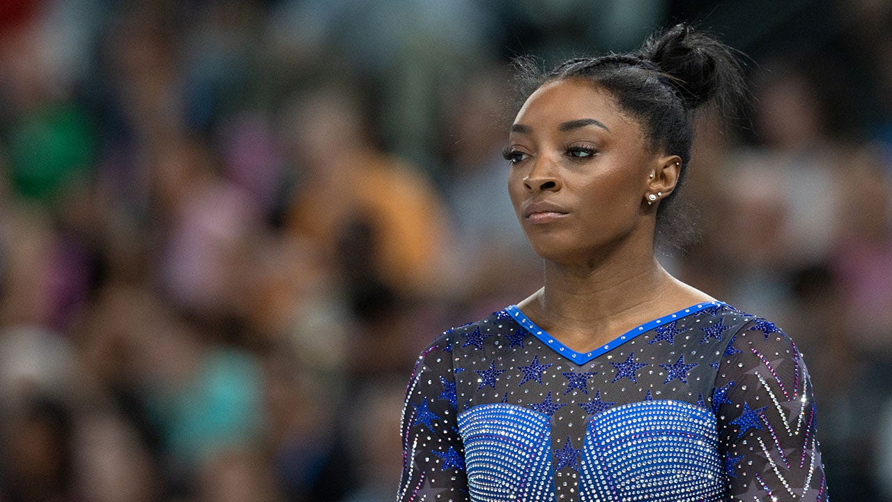 Simone-Biles10.jpg