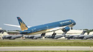 Vietnam-Airlines-B787-10-300x169.jpg