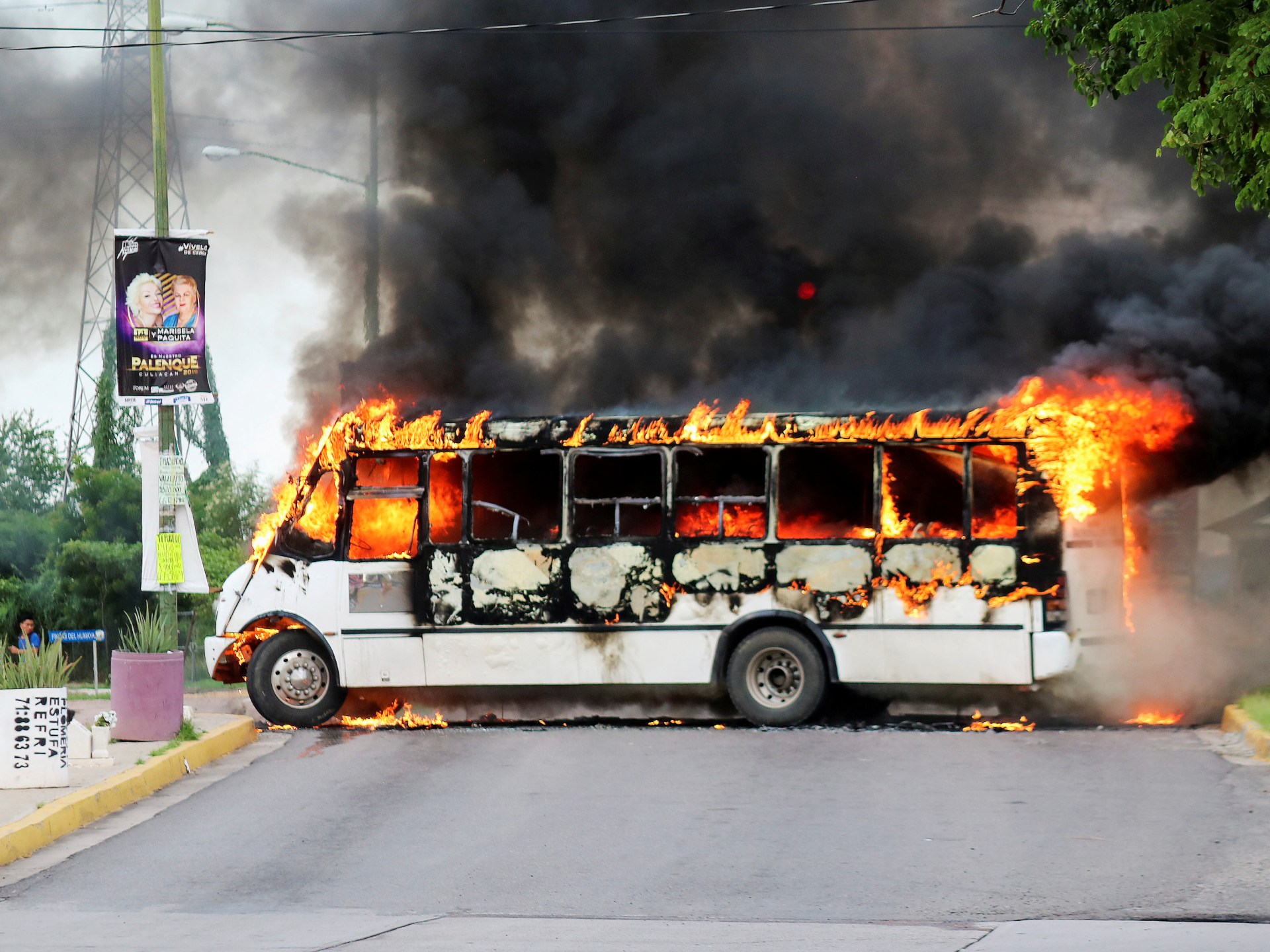 2019-10-18T000000Z_680659756_RC13B02793C0_RTRMADP_3_MEXICO-VIOLENCE-SINALOA-1-1729295013.jpg