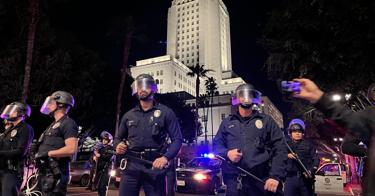 urlhttps3A2F2Fcalifornia-times-brightspot.s3.amazonaws.com2Ffb2Ff22Feffefbc0434f80fb2a6dc761.jpeg