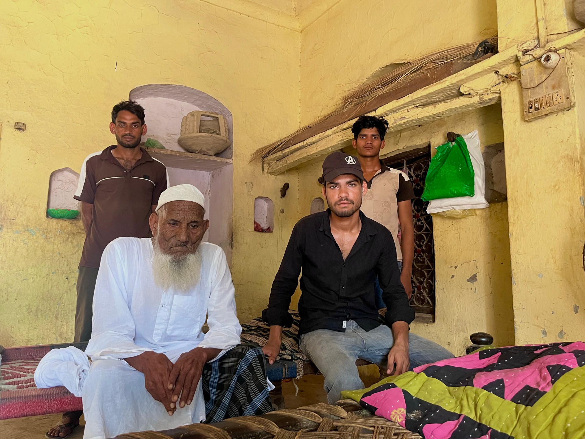 Mohammad-Deenu-with-his-grandsons-1750790412.jpg