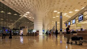 Mumbai_03-2016_114_Airport_international_terminal_interior-300x169.jpeg
