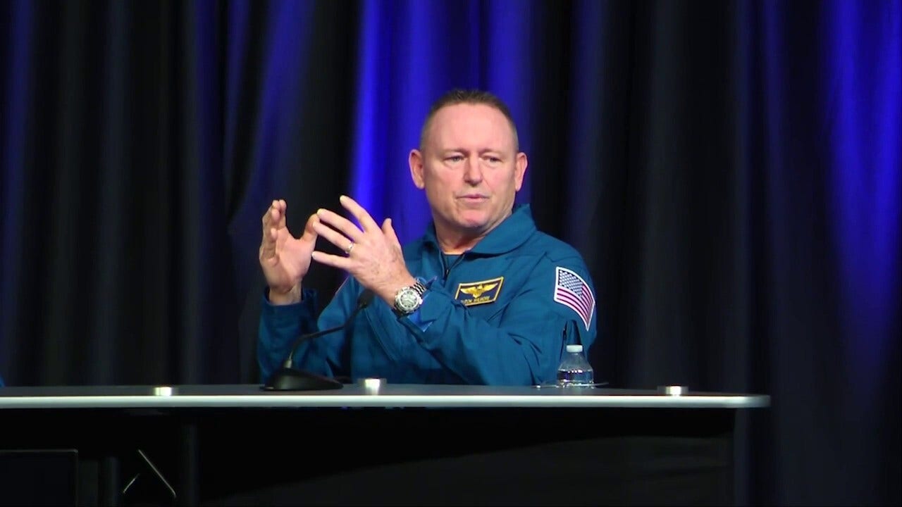 astronaut-presser.mp4-2.jpg