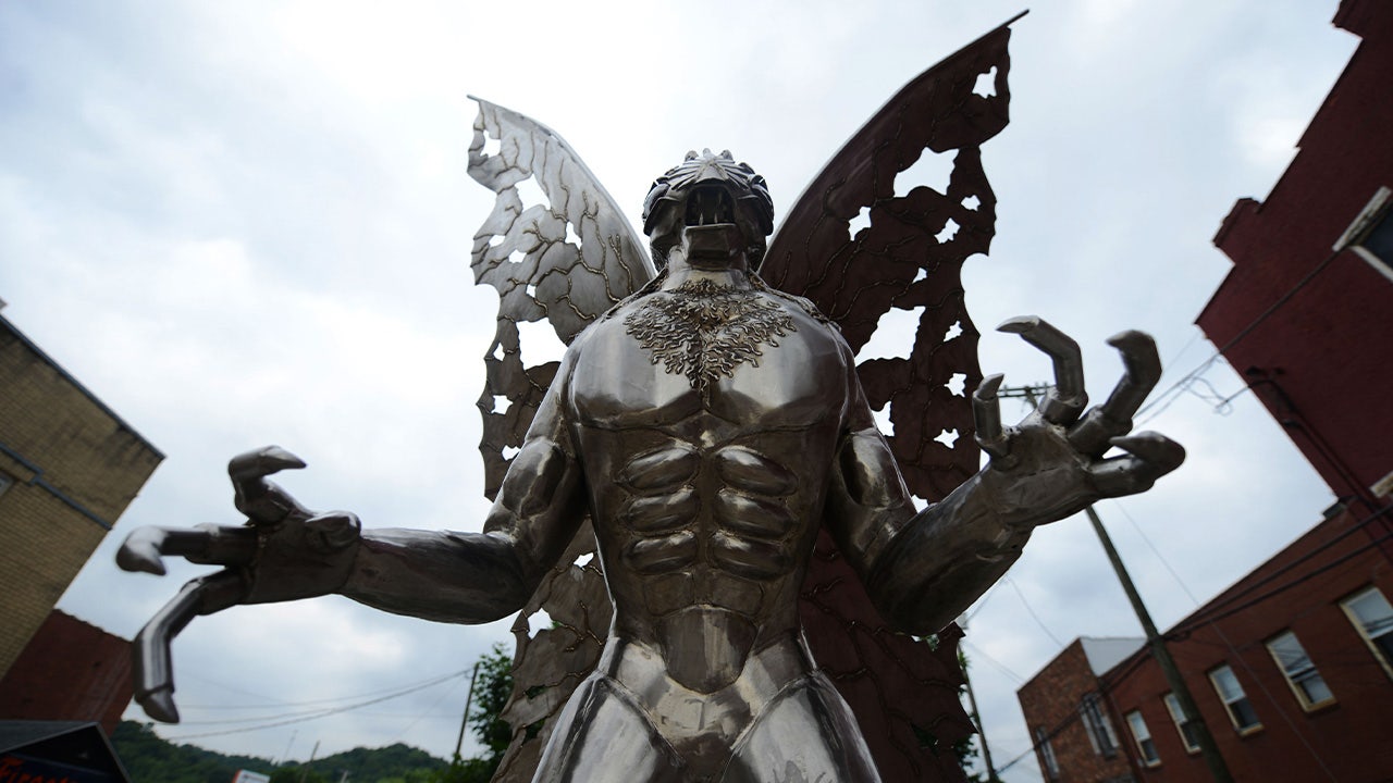 mothman-statue-west-virginia.jpg