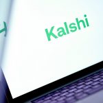 108141257-1746480026270-gettyimages-2198224769-CRYPTOCOM_KALSHI.jpeg
