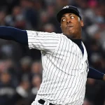 mlb-yankees-aroldis-chapman-102725-1.jpg