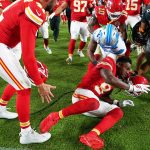 nfl-chiefs-lions-fight-101225-1.jpg