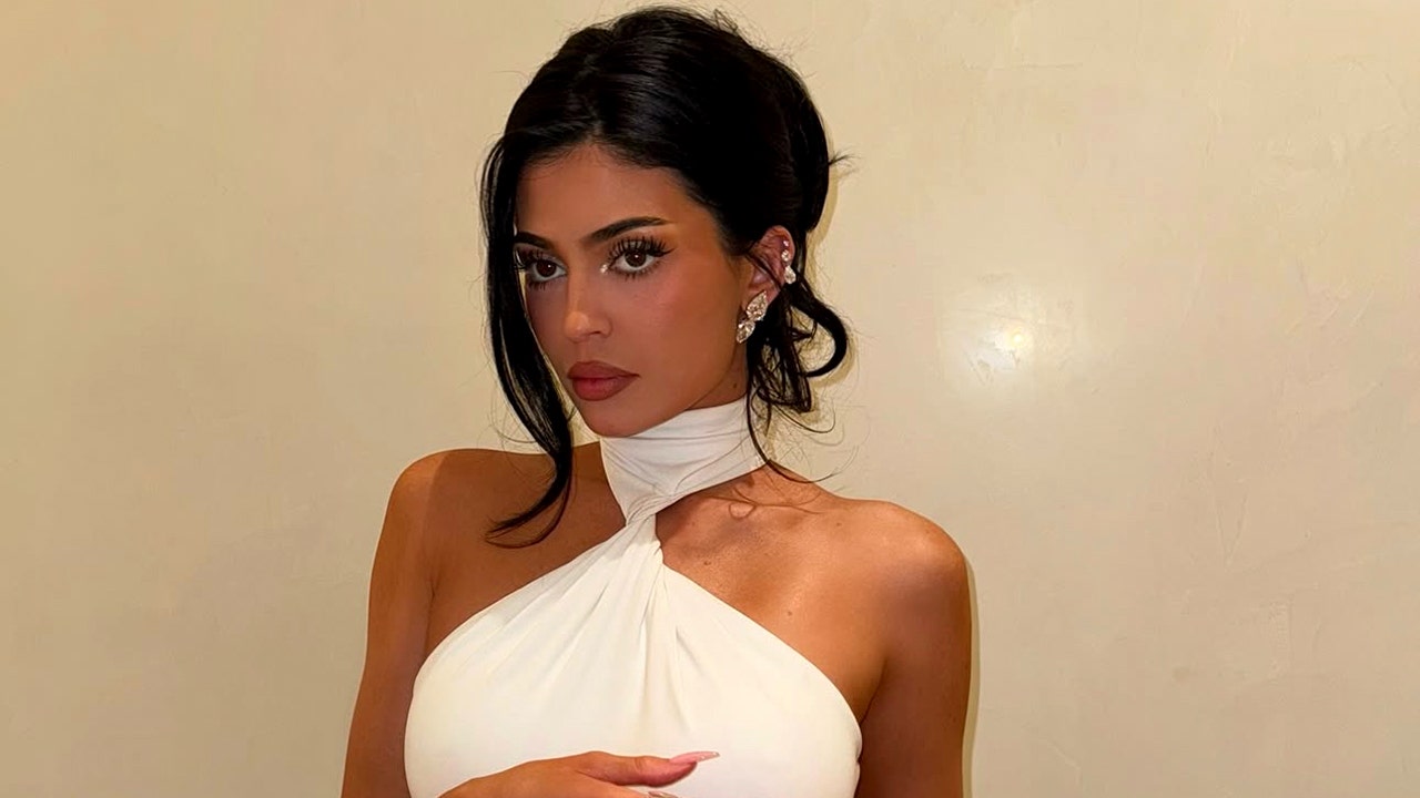 kylie-jenner-white-halter-dress.jpg