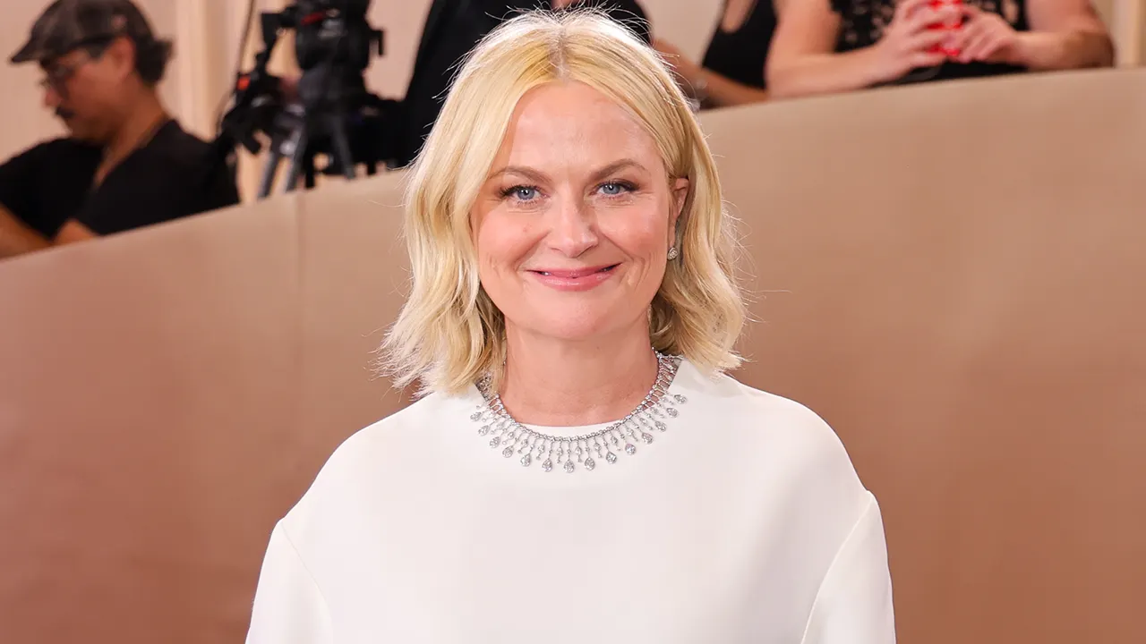 amy-poehler-golden-globes.jpg