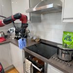 robot-learns-1000-tasks-001.jpg