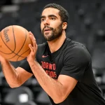 jontay-porter-warms-up-raptors.jpg