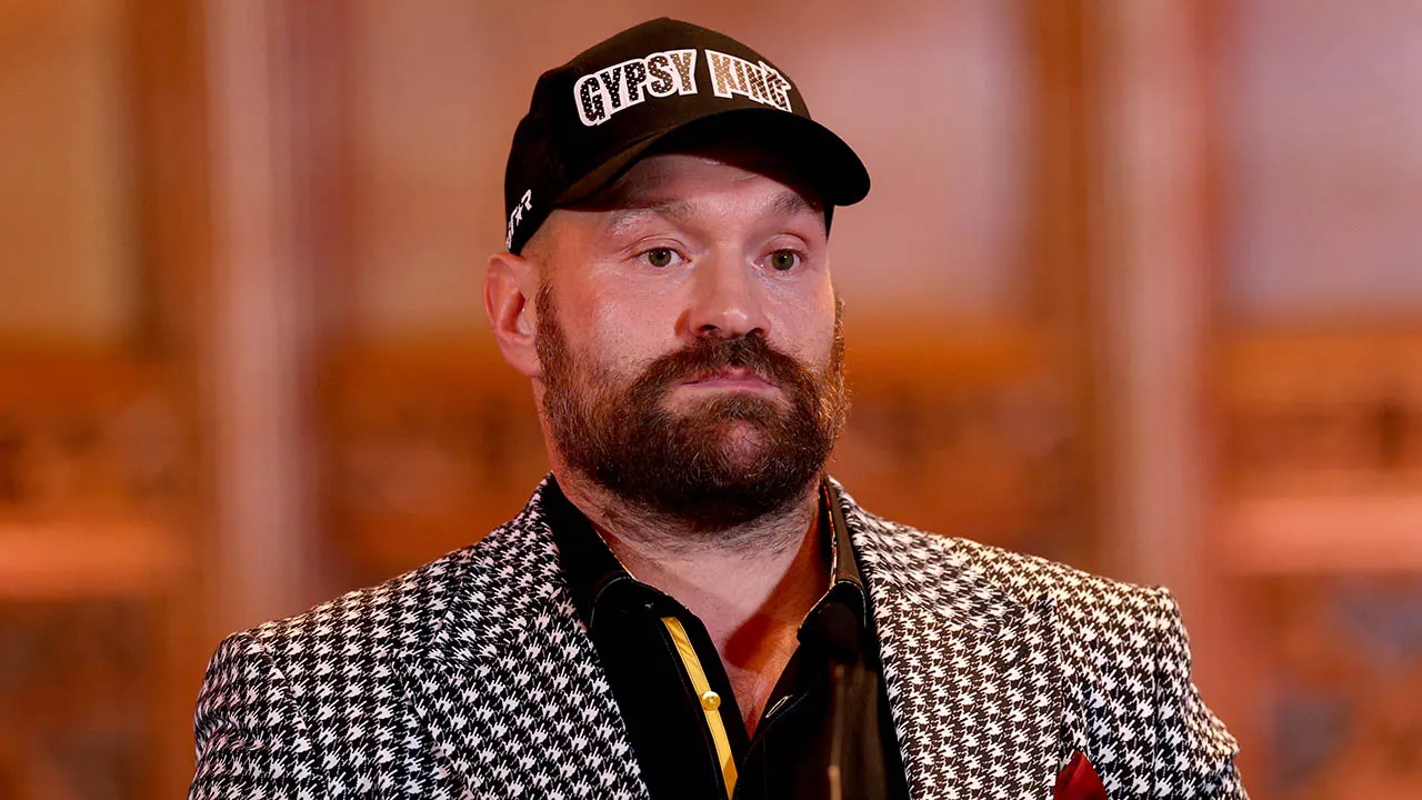 tyson-fury-looks-on.jpg