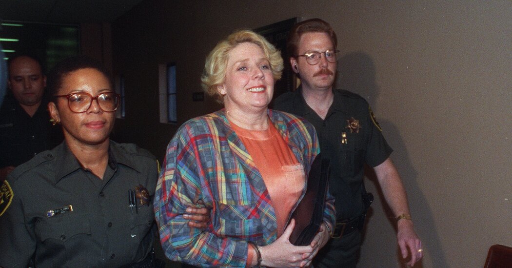 12broderick-betty-02-vcwh-facebookJumbo.jpg