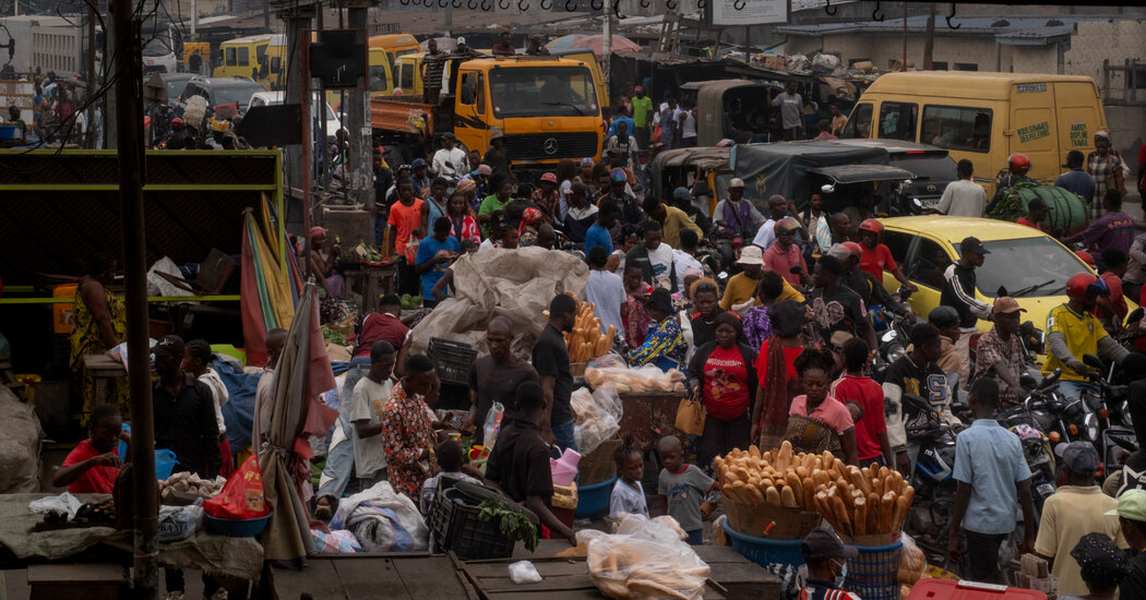 23int-ebola-congo-shrug-jbtw-facebookJumbo-v2.jpg