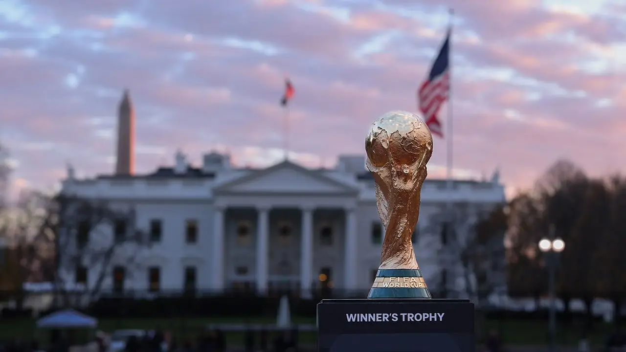 FIFA-World-Cup-Trophy-at-the-White-House.jpeg
