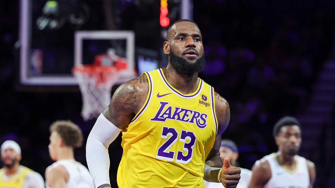 lebron-james-vegas-31926.jpg