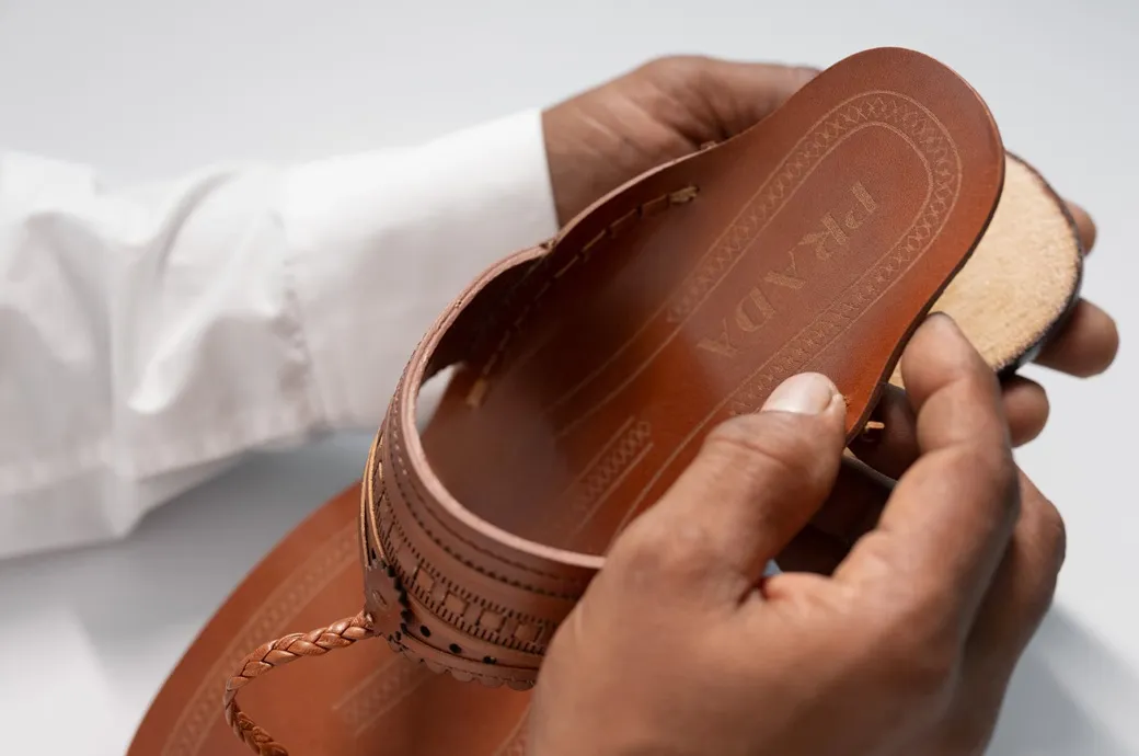 sandals_321557.jpg