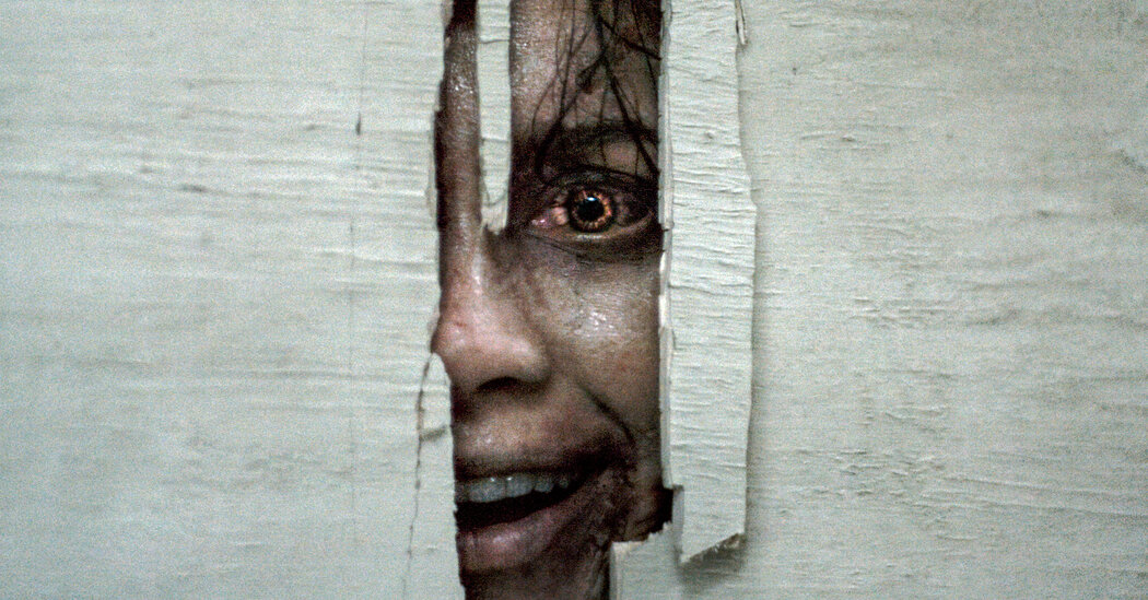 09cul-evildeadburn-review1-bfwh-facebookJumbo-v2.jpg