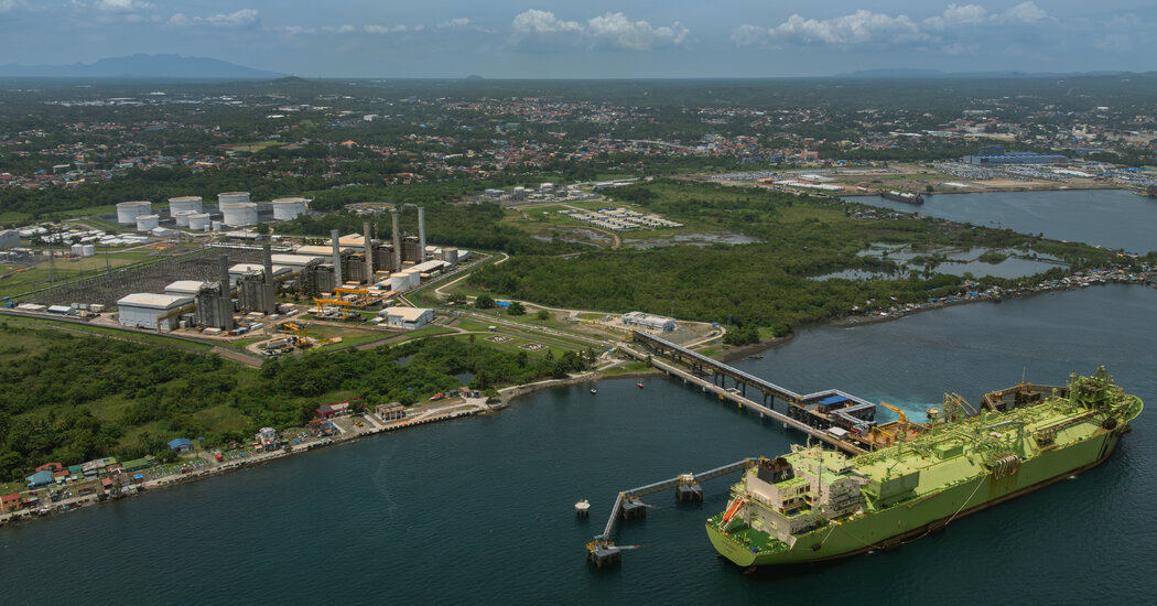 Biz-LNG-Future-01-lvfw-facebookJumbo.jpg