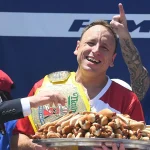 joey-chestnut-7426.jpg