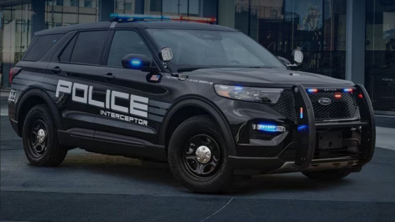 1-Fords-new-tech-turns-police-cars-into-high-tech-watchdogs.jpg