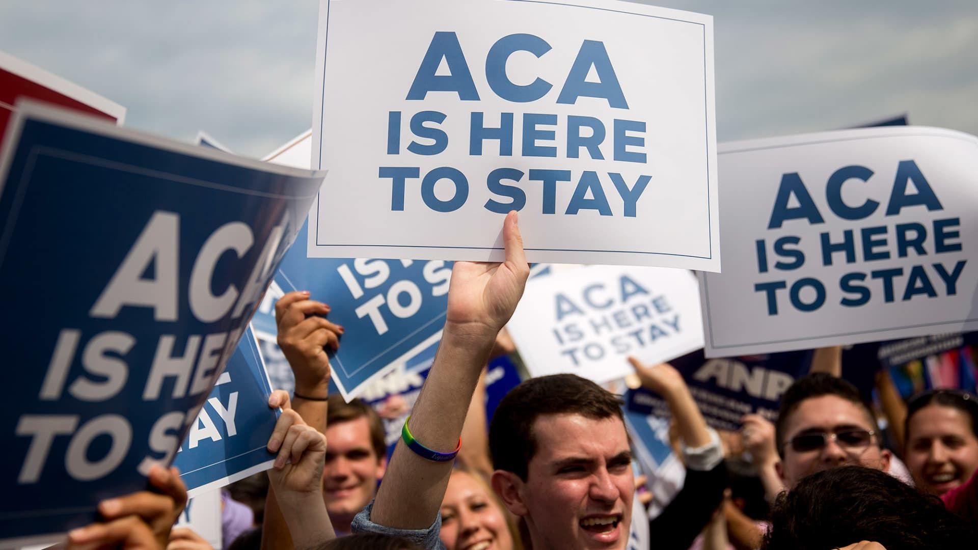 104784093-GettyImages-478483168.jpg