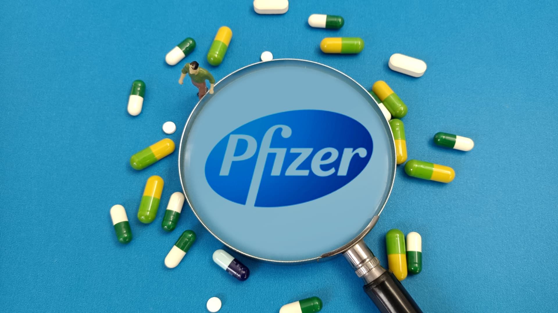 107261574-1687527104013-gettyimages-1246630735-Illustration_Pfizer_Inc.jpeg