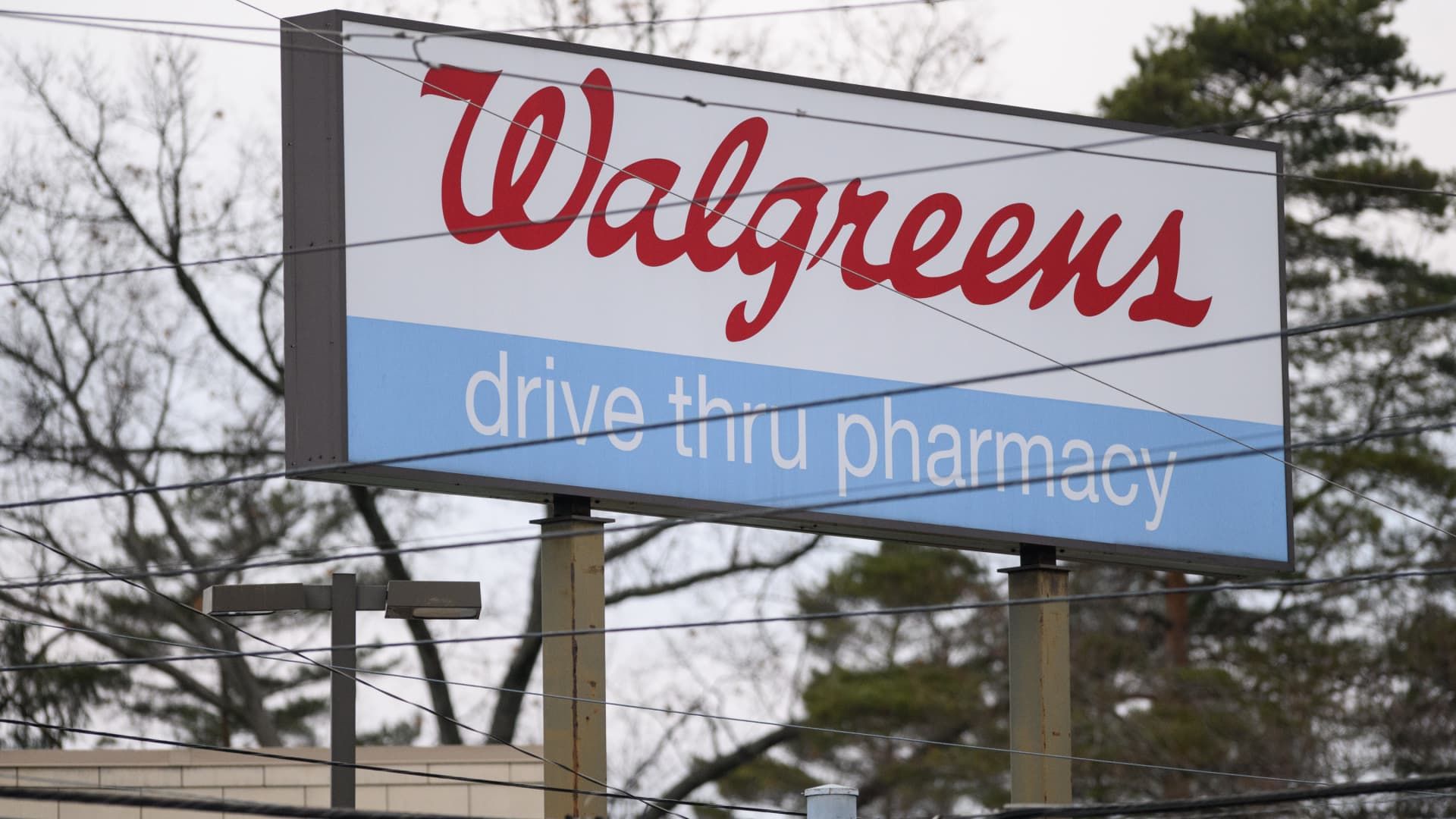 107353703-1704292367947-gettyimages-1897284368-WALGREENS_EARNINGS_FIGURES.jpeg