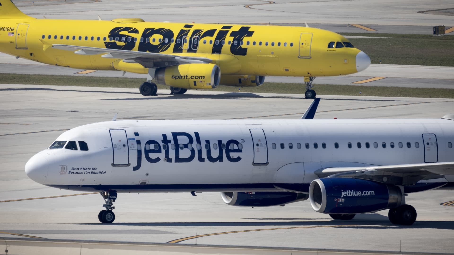 107370925-1707409669009-gettyimages-1975607741-jetblue7_pk8fketa.jpeg