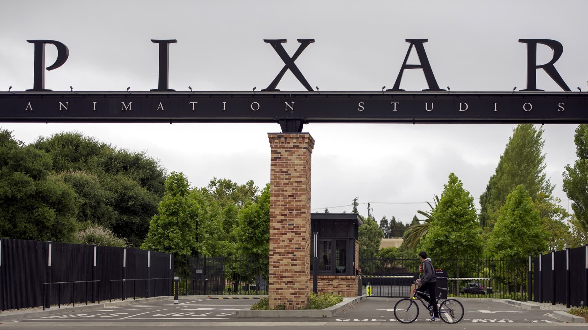 107417850-1716304672801-gettyimages-171433092-PIXAR_STUDIOS.jpeg