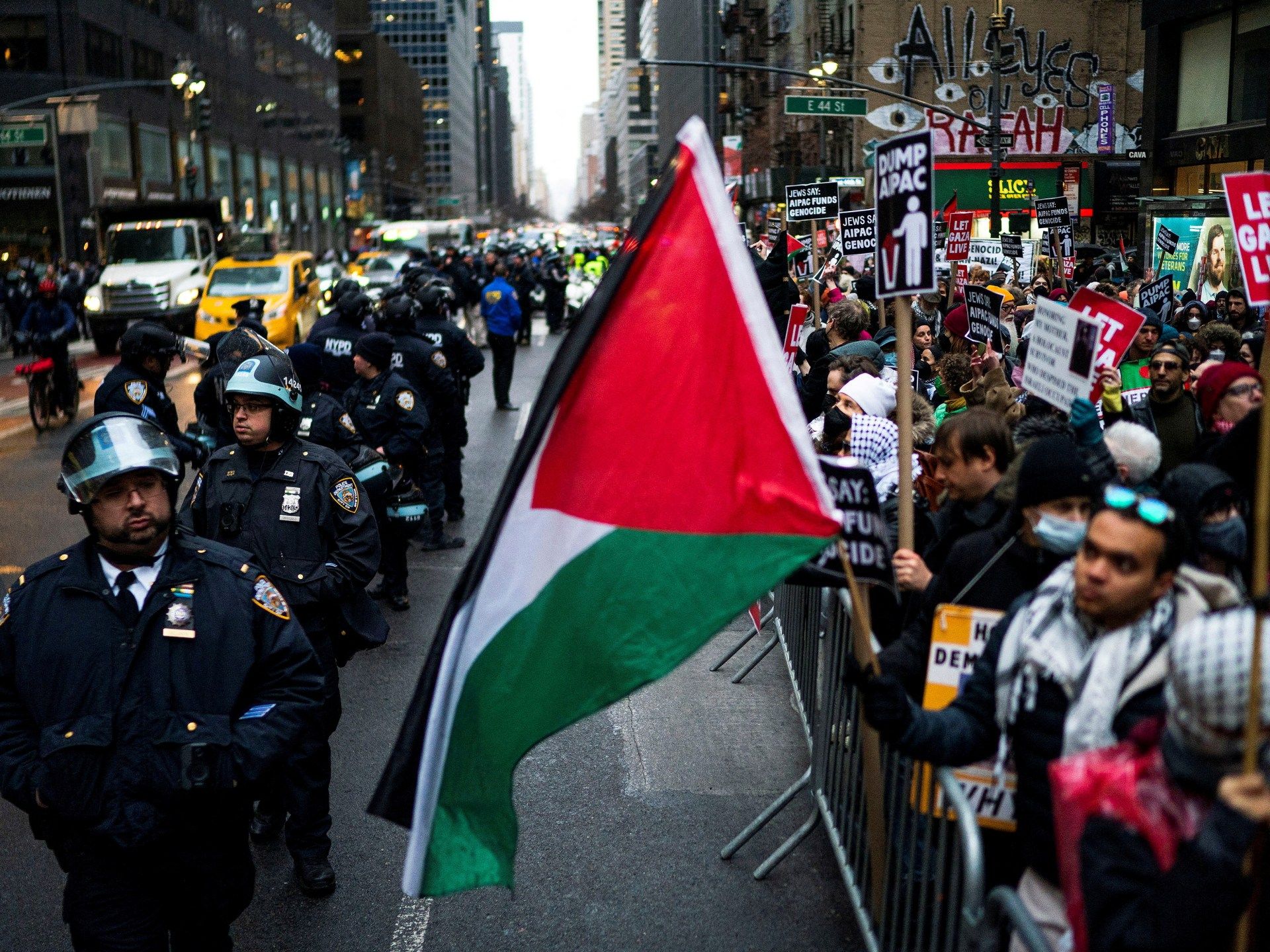 2024-02-23T060004Z_390917785_RC2X76AY0O3G_RTRMADP_3_ISRAEL-PALESTINIANS-NEW-YORK-PROTEST-1723391802.jpeg