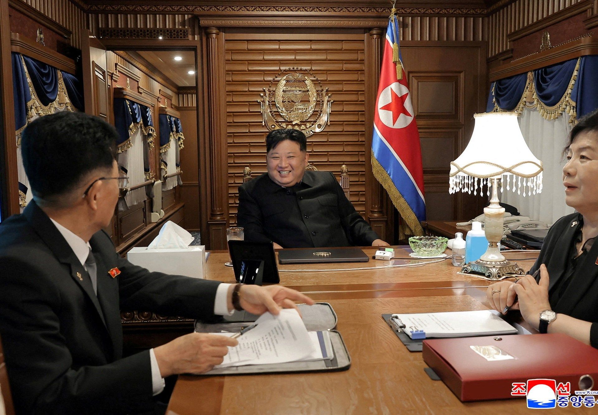 2025-09-01T233726Z_1593841240_RC29JGADYI67_RTRMADP_3_WW2-ANNIVERSARY-CHINA-NORTHKOREA-1756773122.jpg