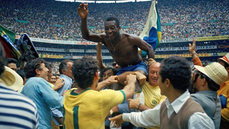 211209211554-01-pele-obit-restricted.jpg