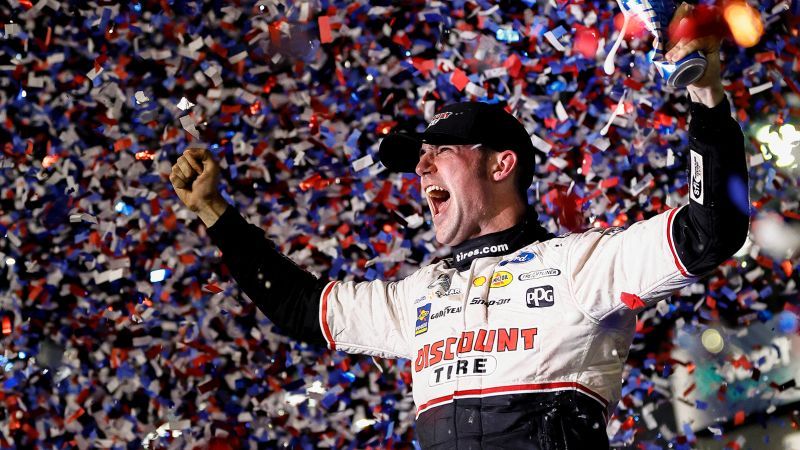 220220182152-02-daytona-500-winner-2022.jpg