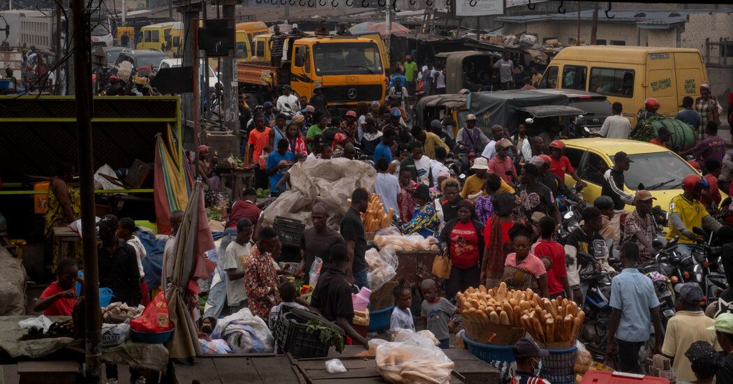 23int-ebola-congo-shrug-jbtw-facebookJumbo-v2.jpg