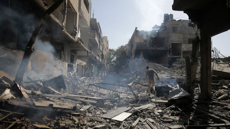 240608142441-05-israeli-attack-central-gaza-060824.jpg