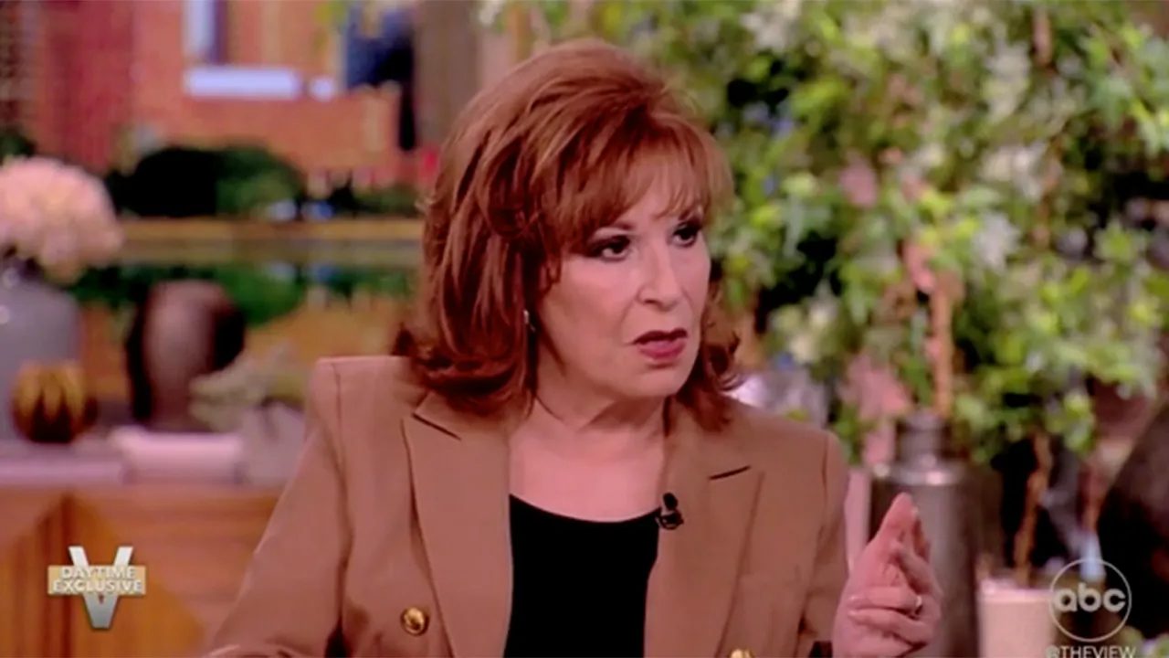 BEHAR-SCOLDS-AUDIENCE.jpg