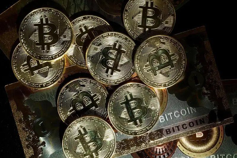 Bitcoin_800x533_L_1710962099.jpg