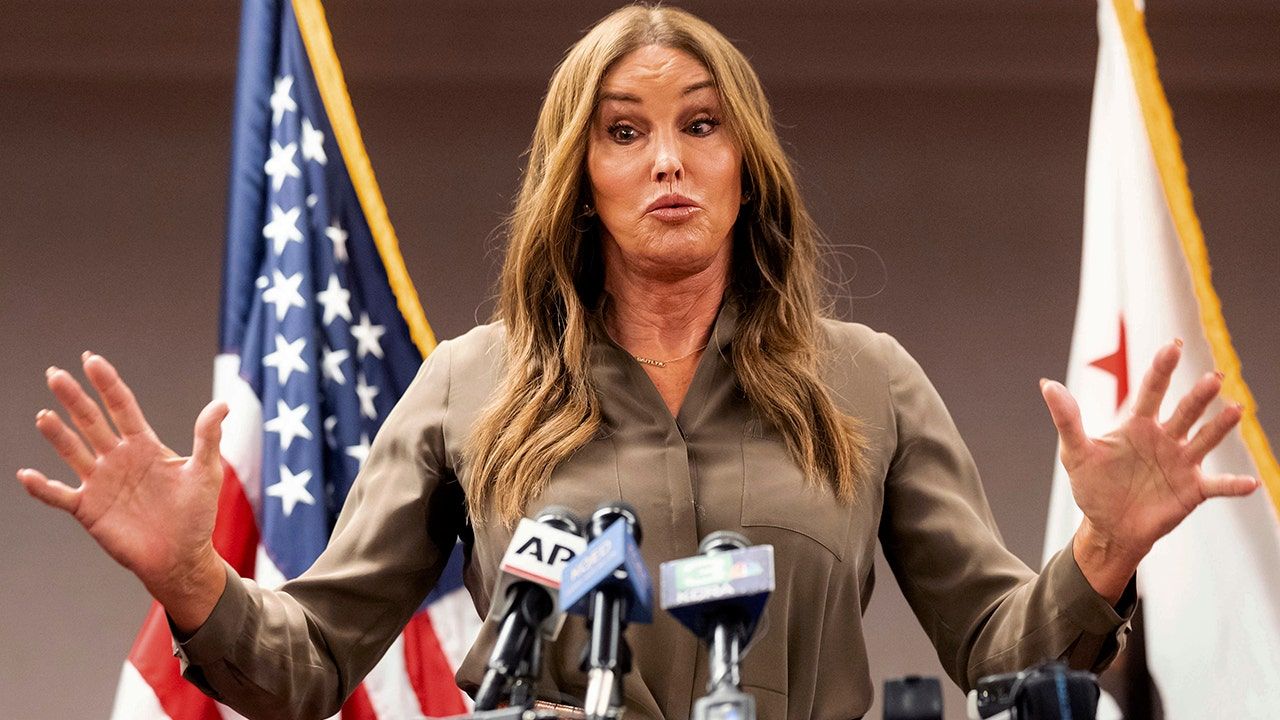 Caitlyn-Jenner-California-Recall-Campaign-AP.jpg