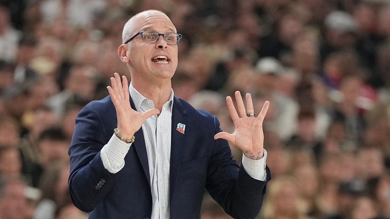 Dan-Hurley.jpg