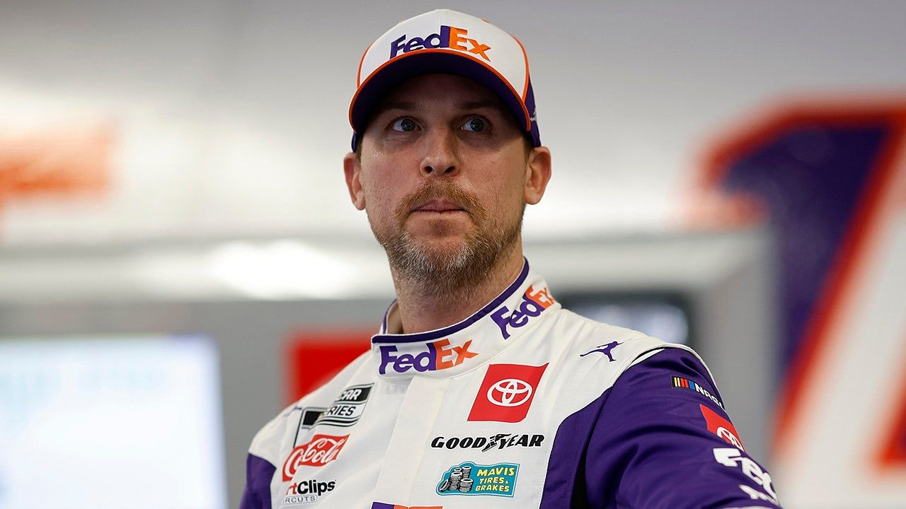 Denny-Hamlin4.jpg