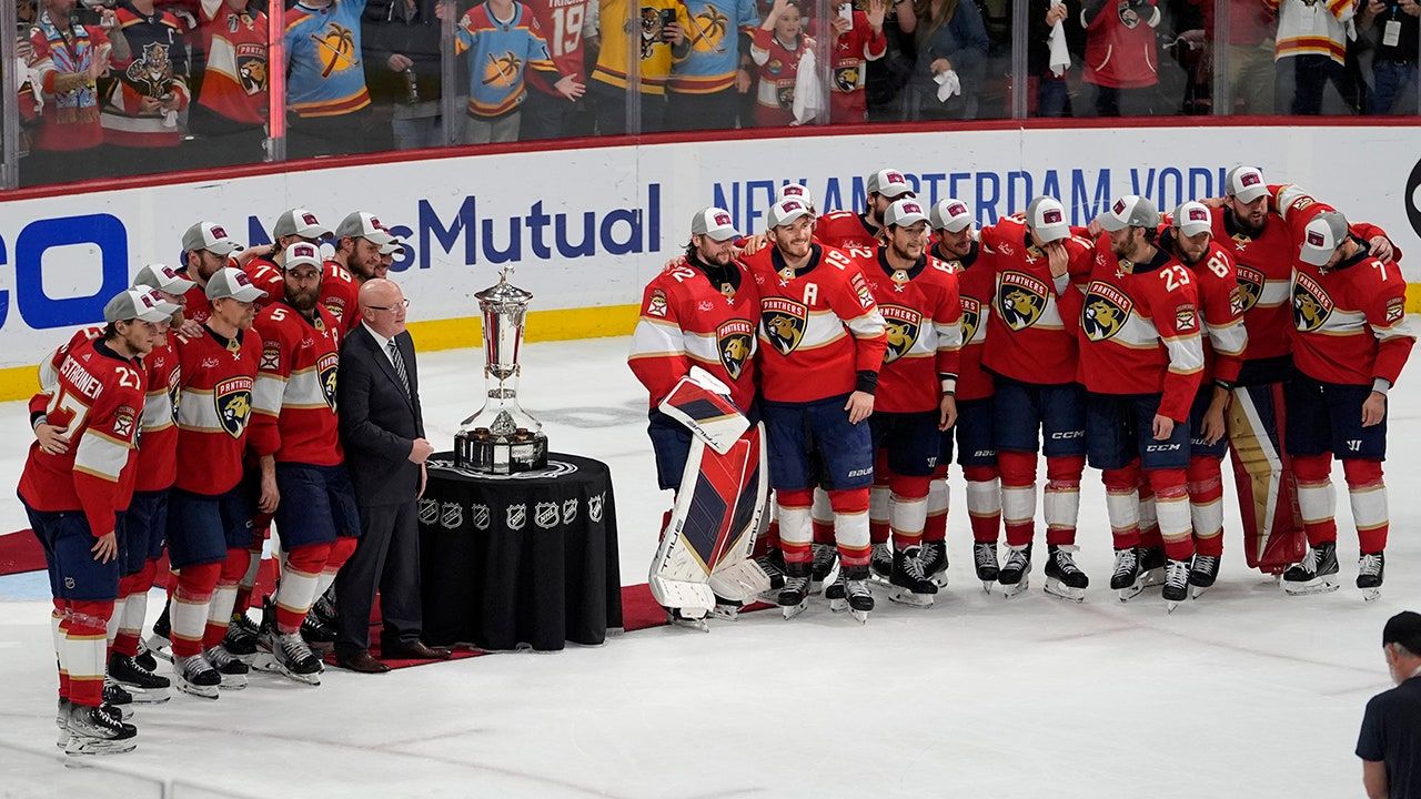 Florida-Panthers-players.jpg