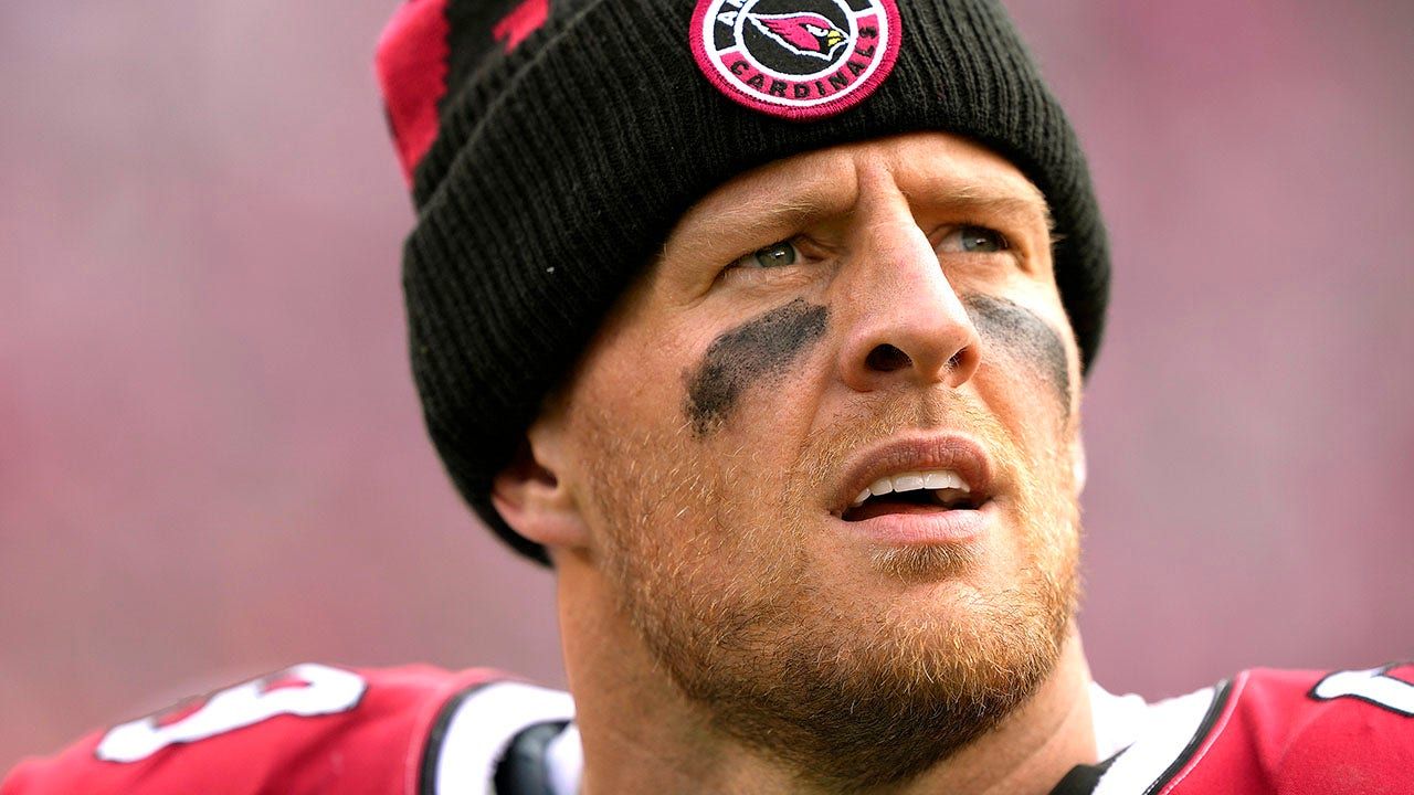 JJ-Watt-Cardinals.jpg